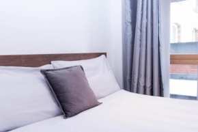 Double bed + bathroom in Manchester City Centre.